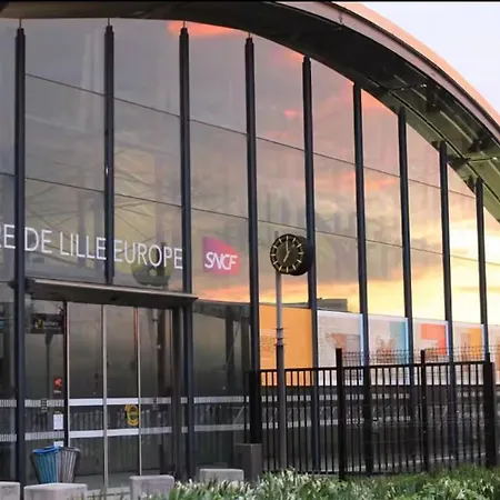 Lumineux 2 Avec Parking * La Madeleine (Nord)